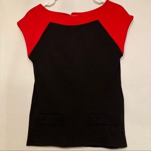 ANN TAYLOR PETITE COLOR BLOCK CAP SLEEVE WOMENS TOP COLOR RED AND BLACK SIZE MP